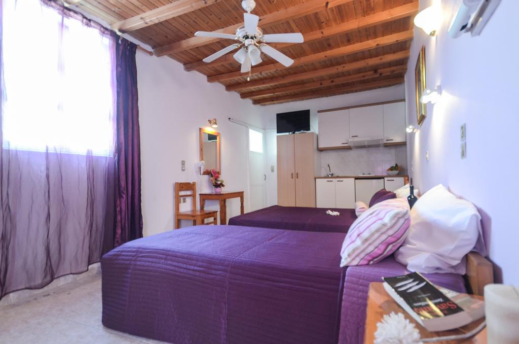 Panormos Hotel And Studios Naxos City Pokoj fotografie