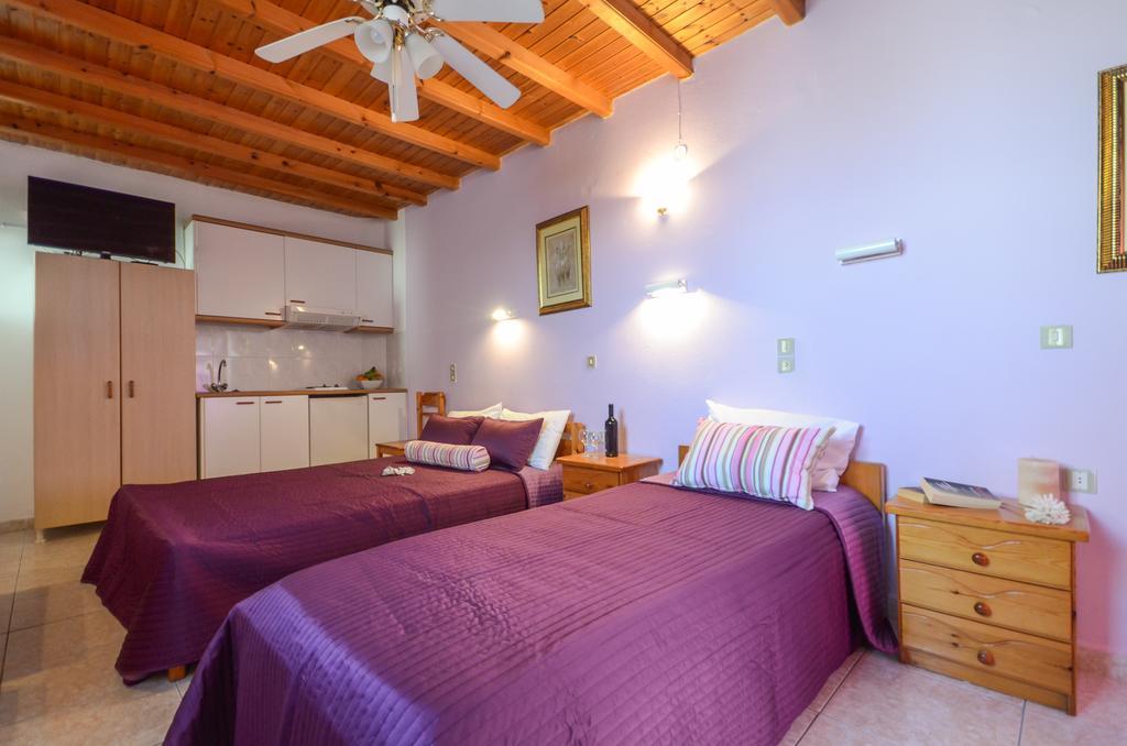 Panormos Hotel And Studios Naxos City Pokoj fotografie